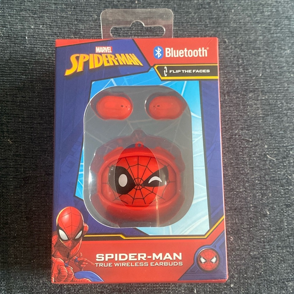 Spider-Man True Wireless Bluetooth Earbuds Flip